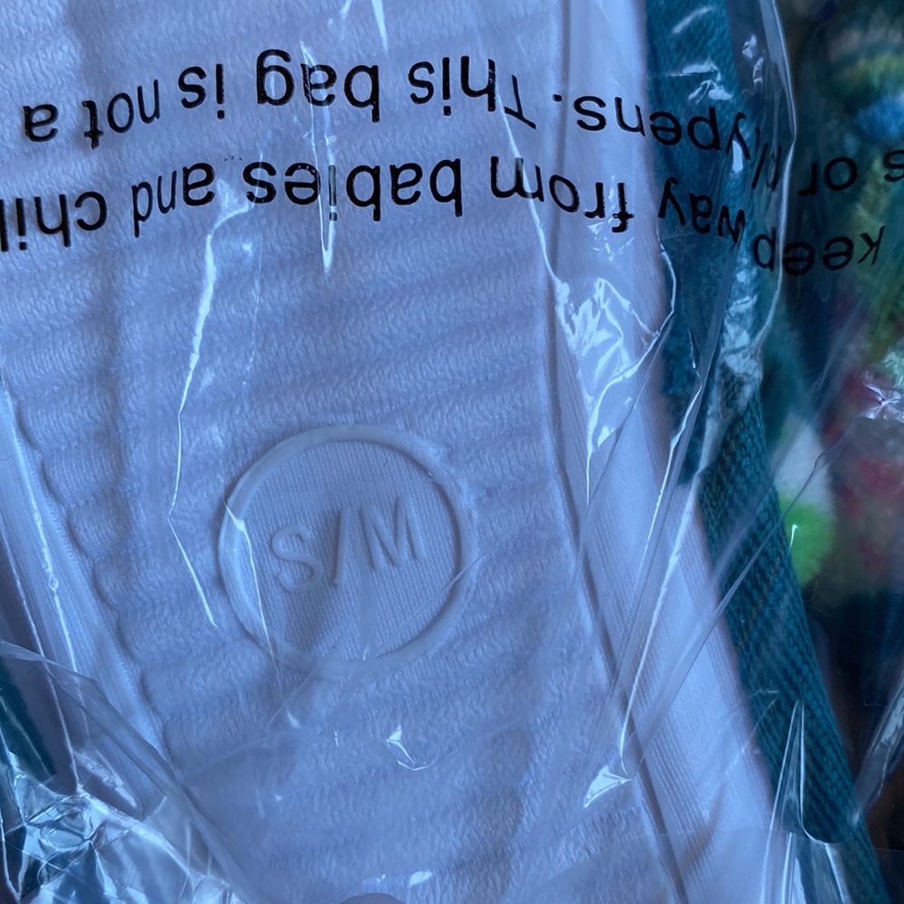 Spa Slippers - Picture 3 of 5